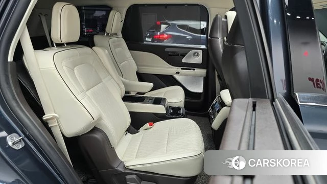 Lincoln Aviator 2nd generation 2022 Серый из Кореи, фото 2