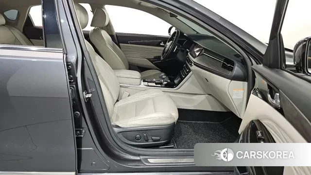 Kia K7 Premier Hybrid 2020 Серый из Кореи, фото 2