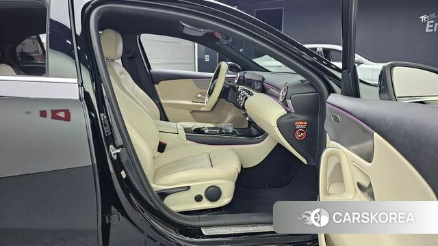 Mercedes-Benz A-Class W177 2021 Черный из Кореи, фото 2