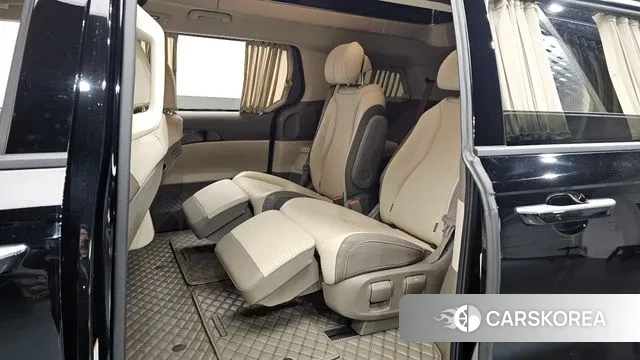 Kia Carnival 4th generation 2022 Черный из Кореи, фото 2