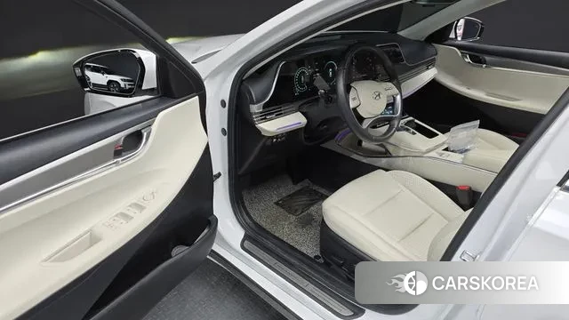 Hyundai The New Grandeur IG Hybrid 2022 Белый из Кореи, фото 2