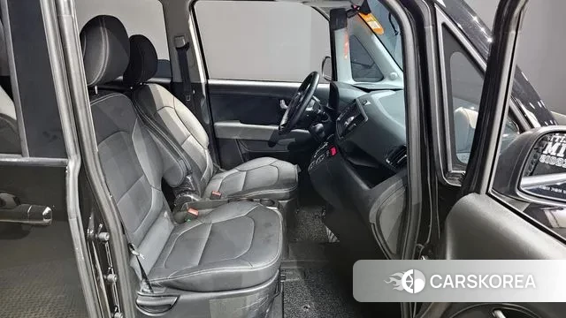 Kia The New Kia Ray 2023 Черный из Кореи, фото 2