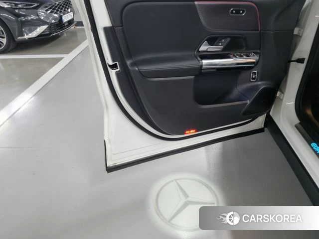 Mercedes-Benz EQA H243 2022 Белый из Кореи, фото 2