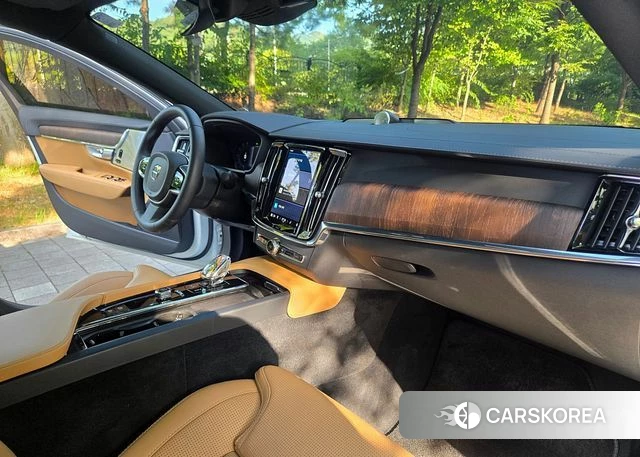 Volvo S90 2022 Белый из Кореи, фото 2