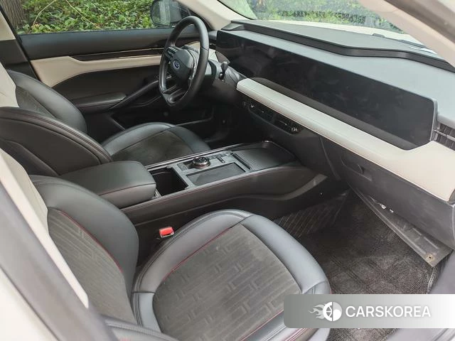 Ford Mondeo 2022 Белый из Китая, фото 2