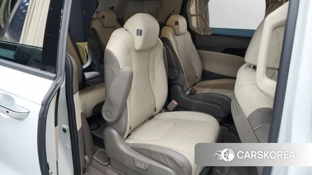 Kia Carnival 4th generation 2021 Белый из Кореи, фото 2