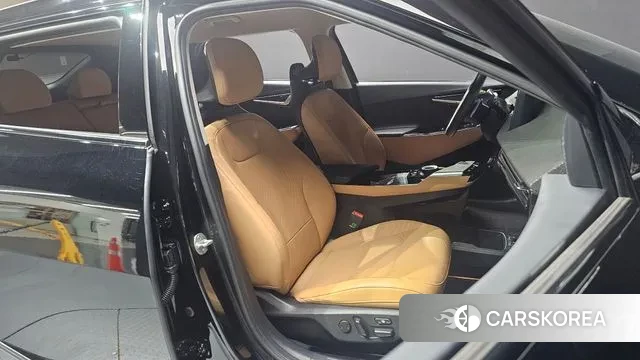 Kia EV6 2022 Черный из Кореи, фото 2