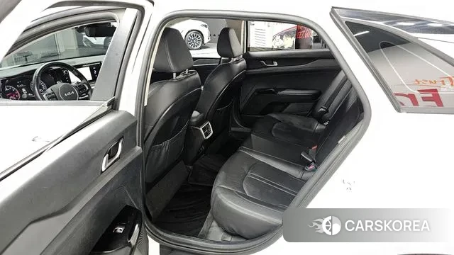 Kia K5 3rd generation 2022 Белый из Кореи, фото 2