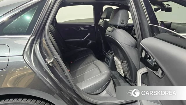 Audi A4 (B9) 2021 Серый из Кореи, фото 2