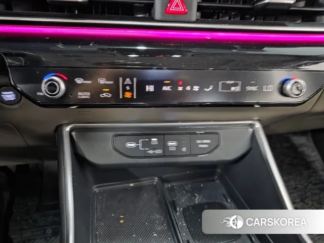 Kia The New Carnival 4th Generation 2024 Черный из Кореи, фото 2