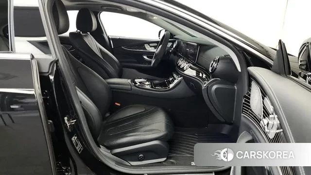 Mercedes-Benz CLS-Class C257 2019 Черный из Кореи, фото 2