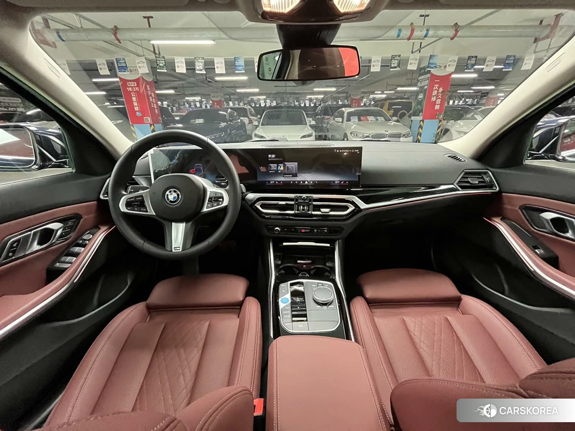 BMW i3 2023 Черный из Китая, фото 2