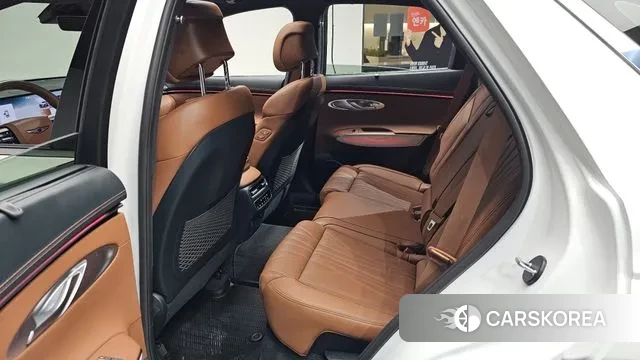 Genesis GV70 2025 Белый из Кореи, фото 2