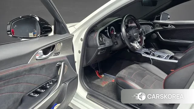 Kia Stinger Meister 2022 Белый из Кореи, фото 2