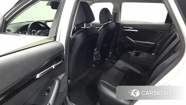 Kia Seltos 2019 Белый из Кореи, фото 2