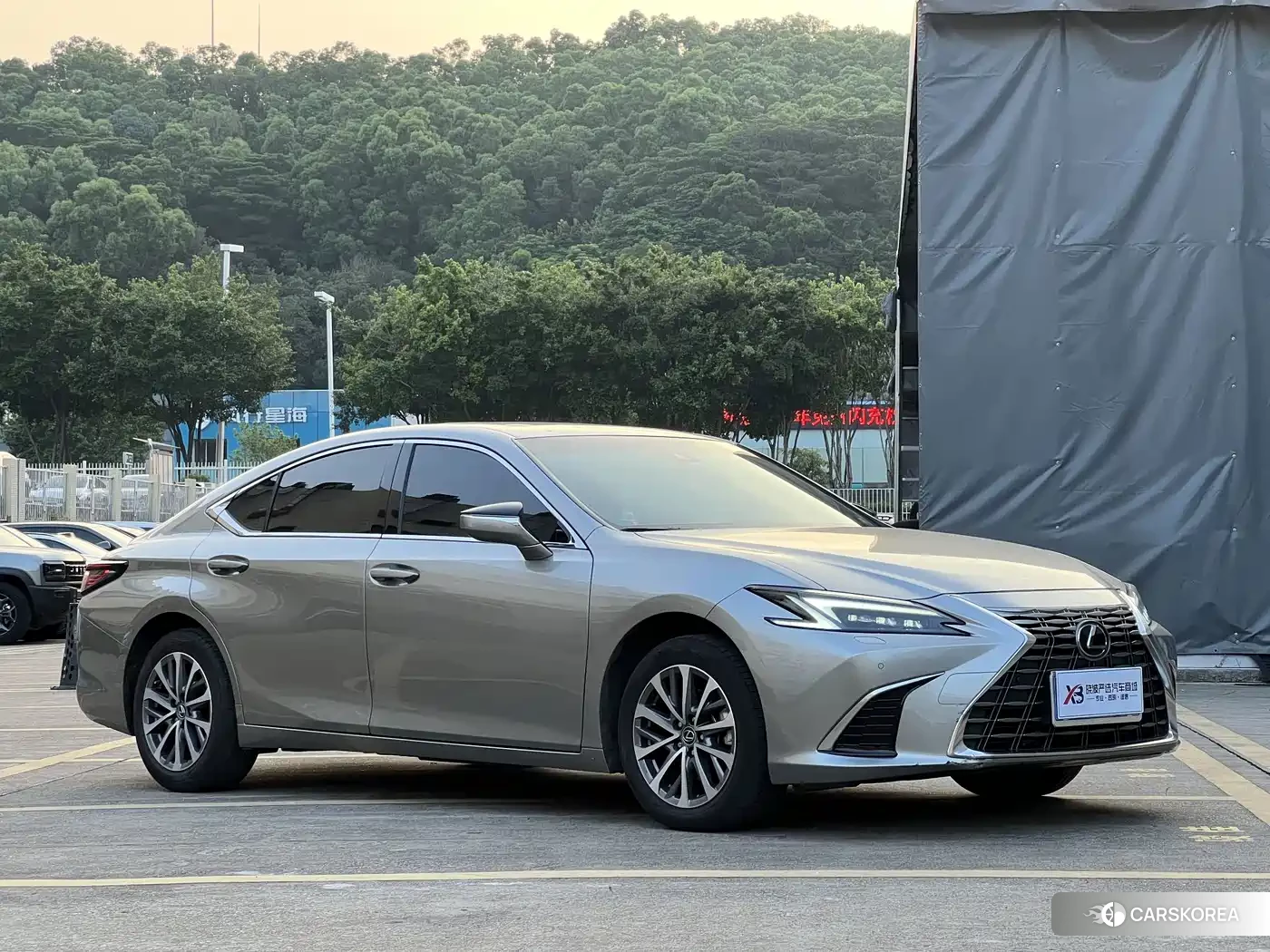 Lexus ES 2024 Silver/gray из Китая, фото 3