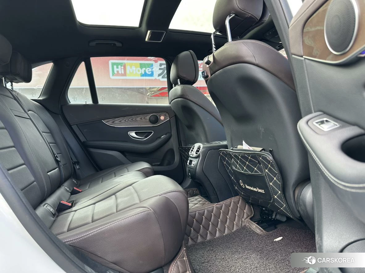 Mercedes-Benz GLC 2021 Белый из Китая, фото 2