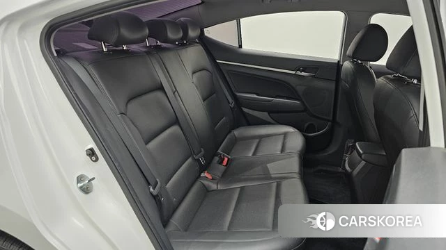 Hyundai Avante AD 2018 Белый из Кореи, фото 2