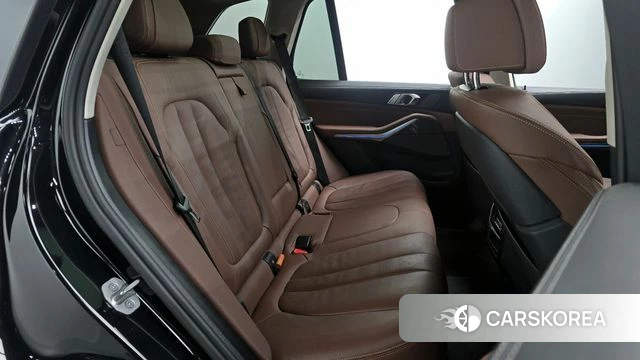 BMW X5 (G05) 2021 Черный из Кореи, фото 2