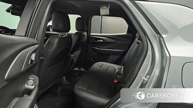 Chevrolet (GM Daewoo) Trailblazer 2022 Серебристо-серый из Кореи, фото 2