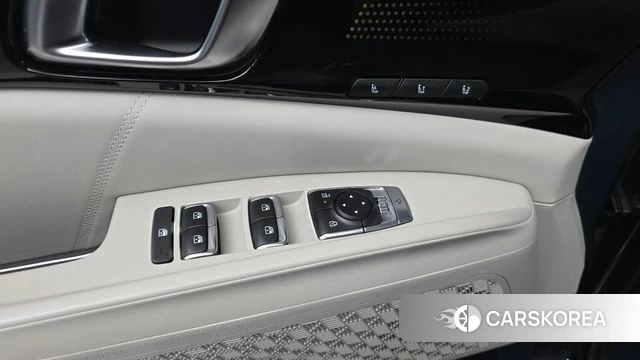 Kia The New Carnival 4th Generation 2025 Серый из Кореи, фото 2