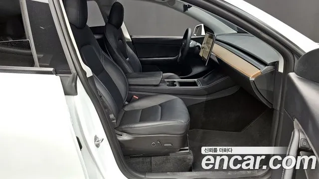 Tesla Model Y 2021 Белый из Кореи, фото 2