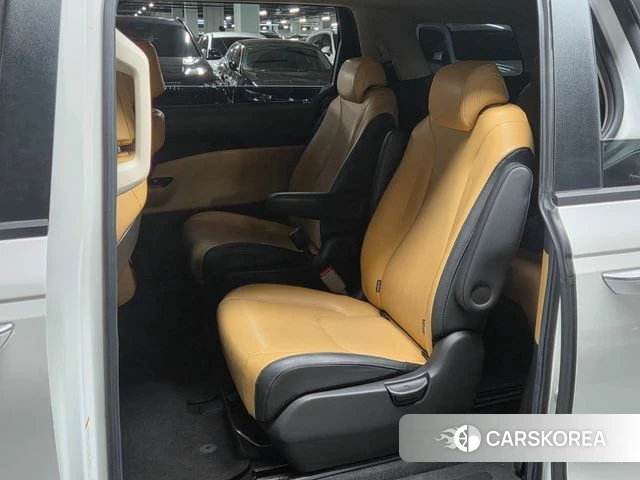 Kia Carnival 4th generation 2020 Белый из Кореи, фото 2