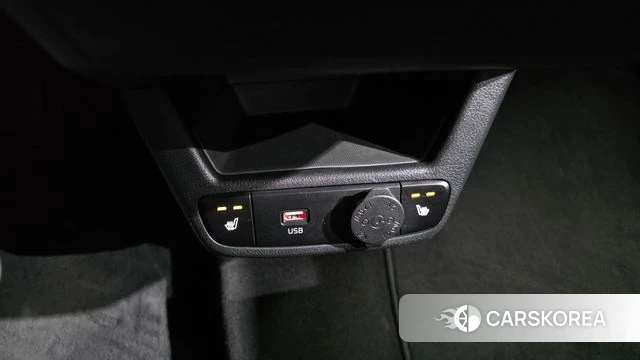 Kia The New Kia Ray 2022 Белый из Кореи, фото 2