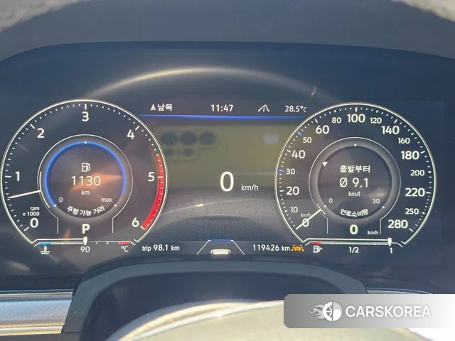 Volkswagen Touareg 3rd generation 2020 Черный из Кореи, фото 2