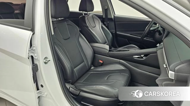 Hyundai Avante (CN7) 2022 Белый из Кореи, фото 2
