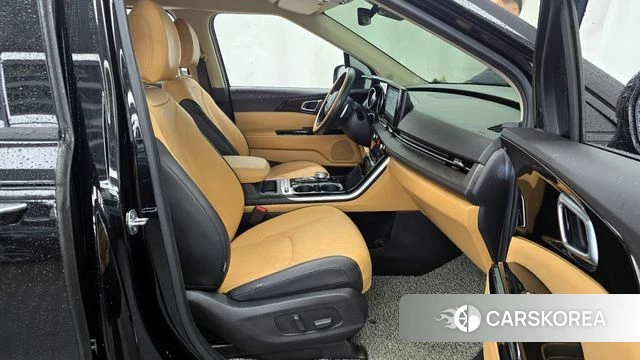 Kia Carnival 4th generation 2023 Черный из Кореи, фото 2