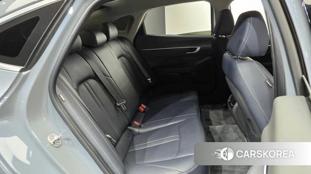 Hyundai Sonata D Edge (DN8) 2024 Серебристо-серый из Кореи, фото 2