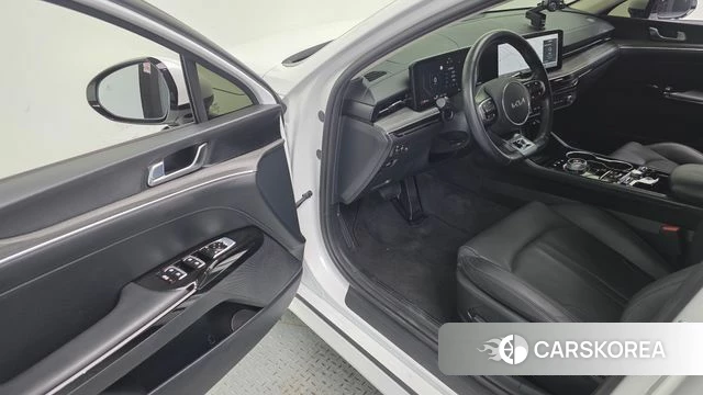 Kia The New K5 3rd generation 2024 Белый из Кореи, фото 2