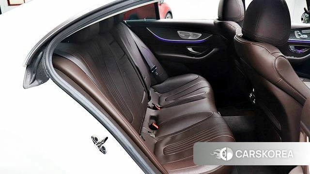 Mercedes-Benz CLS-Class C257 2020 Белый из Кореи, фото 2