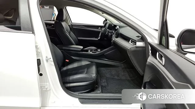 Kia K5 3rd generation 2022 Белый из Кореи, фото 2