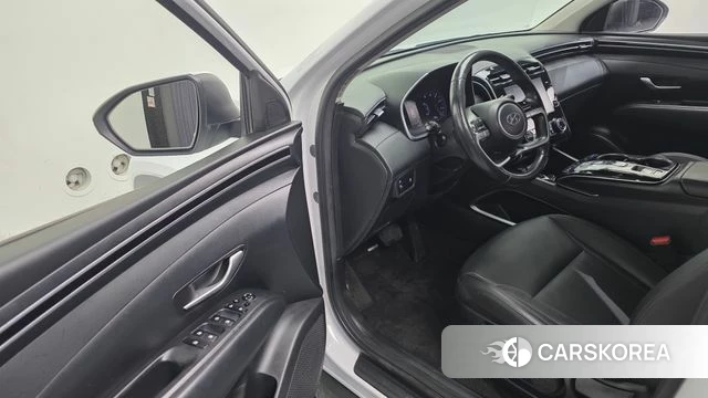 Hyundai Tucson (NX4) 2022 Белый из Кореи, фото 2