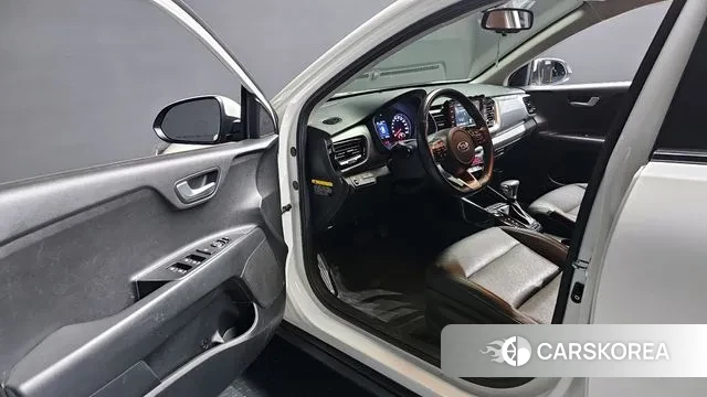 Kia Stonic 2020 Белый из Кореи, фото 2