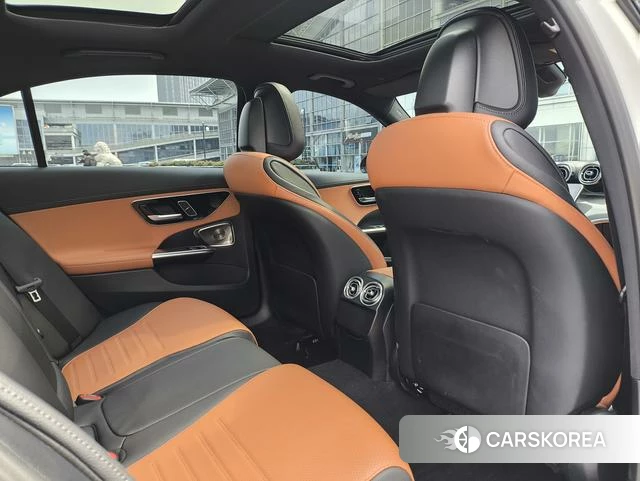 Mercedes-Benz Class C 2024 Белый из Китая, фото 2