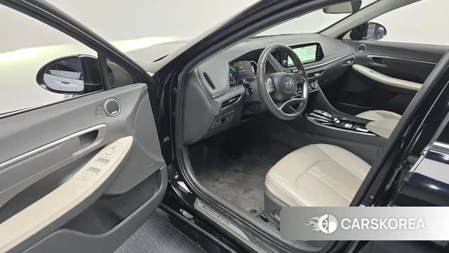 Hyundai Sonata (DN8) 2022 Черный из Кореи, фото 2