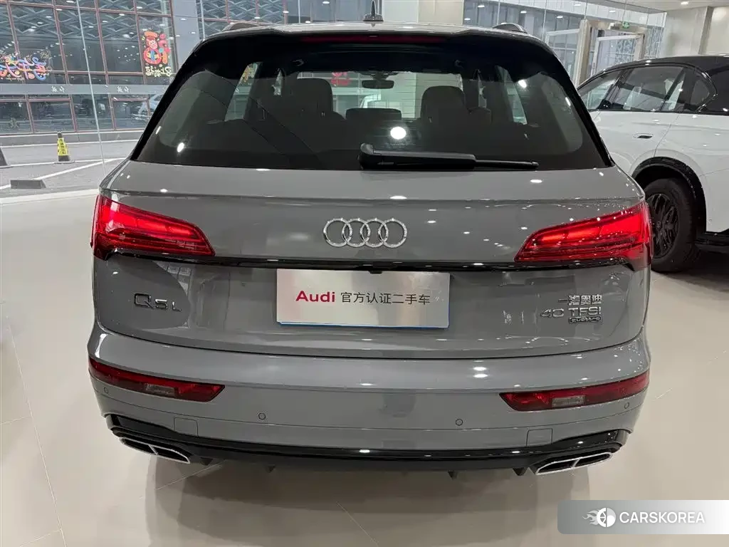 Audi Q5L 2025 Silver/gray из Китая, фото 2