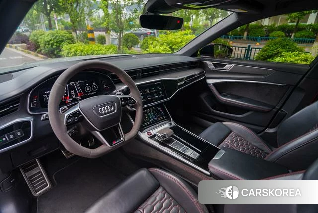 Audi RS 6 2021 Серебристо-серый из Китая, фото 2