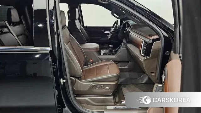 GMC Sierra 2024 Черный из Кореи, фото 2