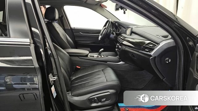 BMW X6 (F16) 2018 Черный из Кореи, фото 2