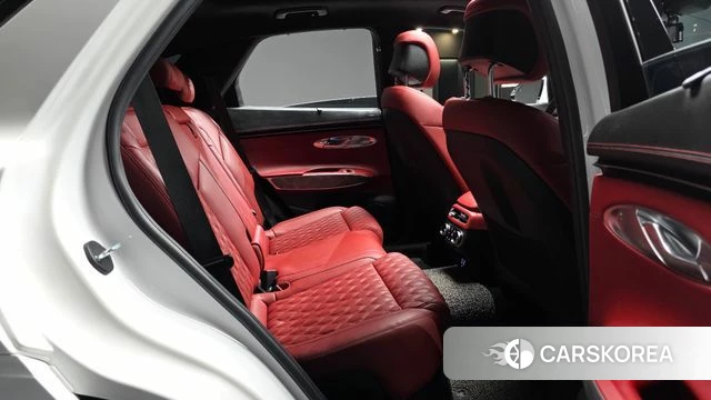 Genesis GV70 2021 Белый из Кореи, фото 2
