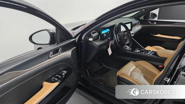 Kia K5 3rd generation 2021 Черный из Кореи, фото 2