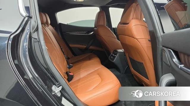 Maserati Ghibli 2019 Черный из Кореи, фото 2