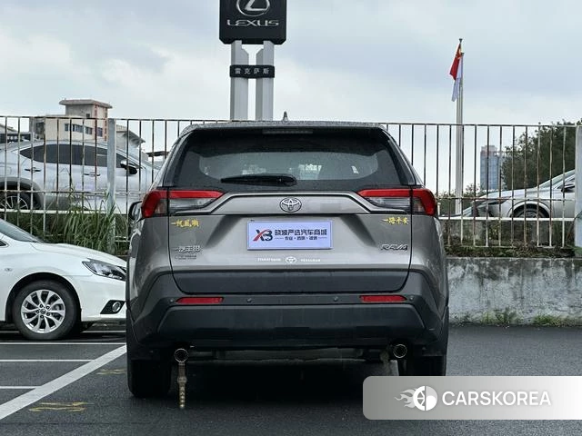 Toyota RAV4 Rongfang 2024 Серебристо-серый из Китая, фото 2