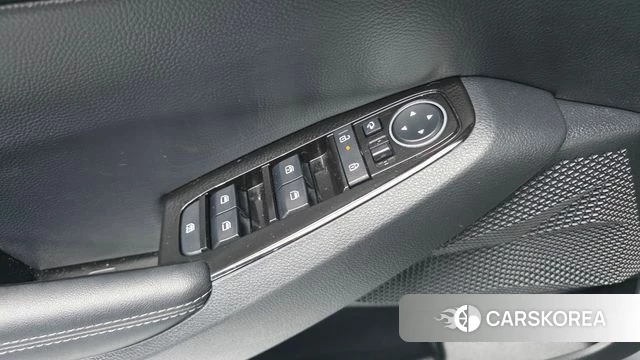 Kia The New Seltos 2023 Серый из Кореи, фото 2