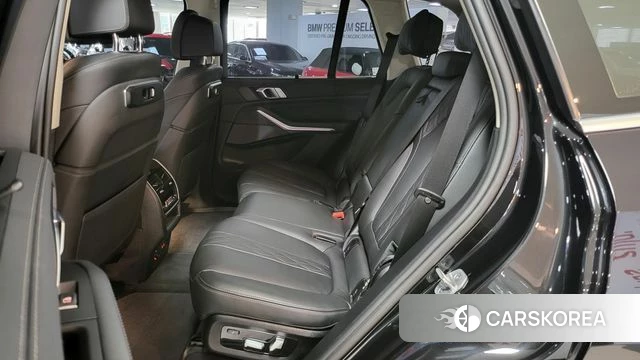 BMW X5 (G05) 2024 Черный из Кореи, фото 2