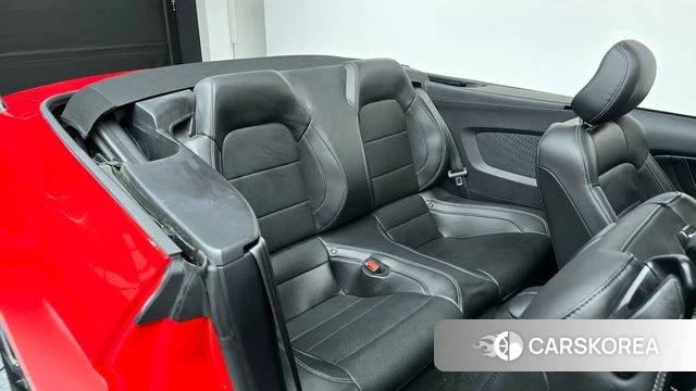 Ford Mustang 2022 Красный из Кореи, фото 2